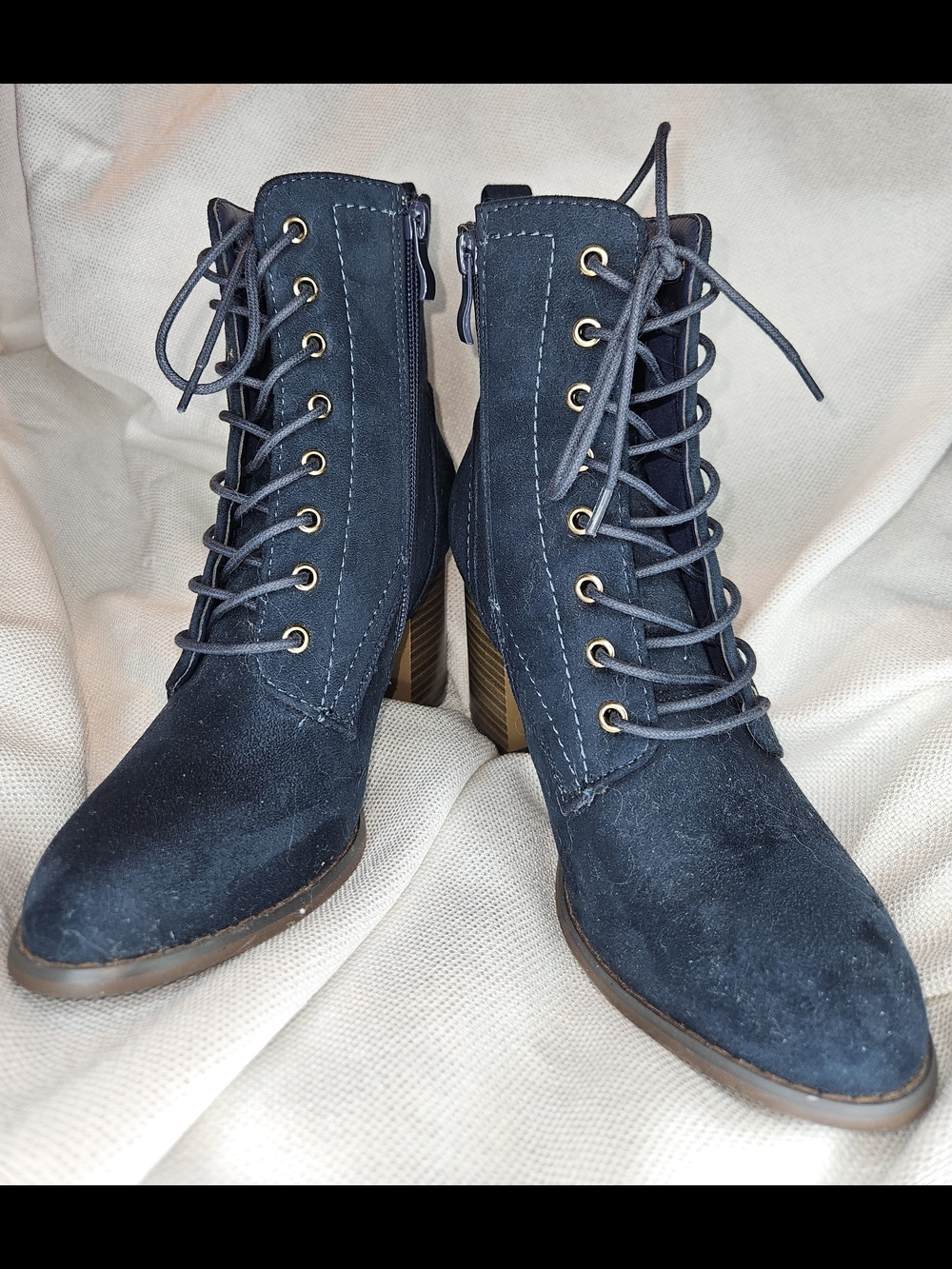 Journee Collection Baylor Navy Lace-Up Suede Ankle Boots Size 7